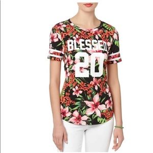 This shirt is a size XL and it is soft